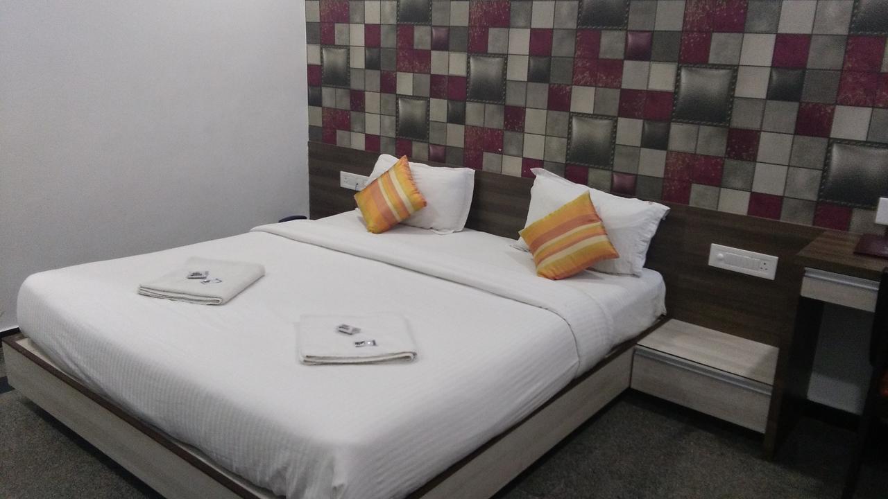 Hotel Samrat Диу Экстерьер фото